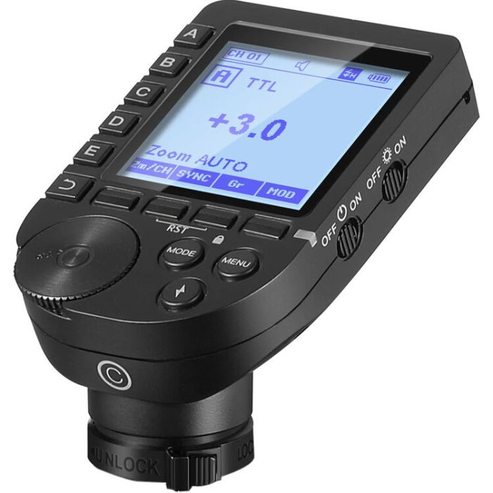 573200