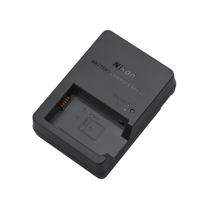 Nikon MH-32 Battery Charger Nikon MH-32 Battery Charger