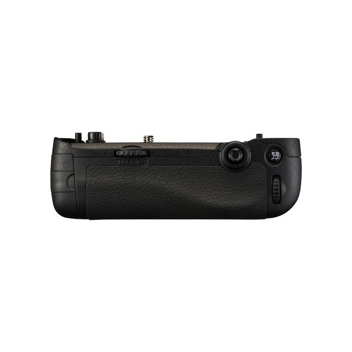 Nikon MB-D16
