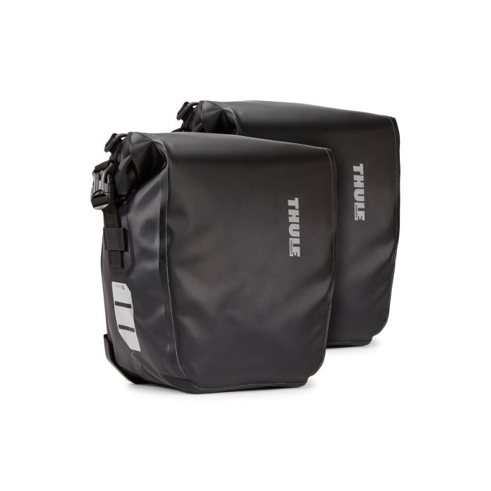 Thule Shield Pannier 13L (S) Pair - Black 3204205 Thule Shield Pannier 13L (S) Pair - Black 3204205