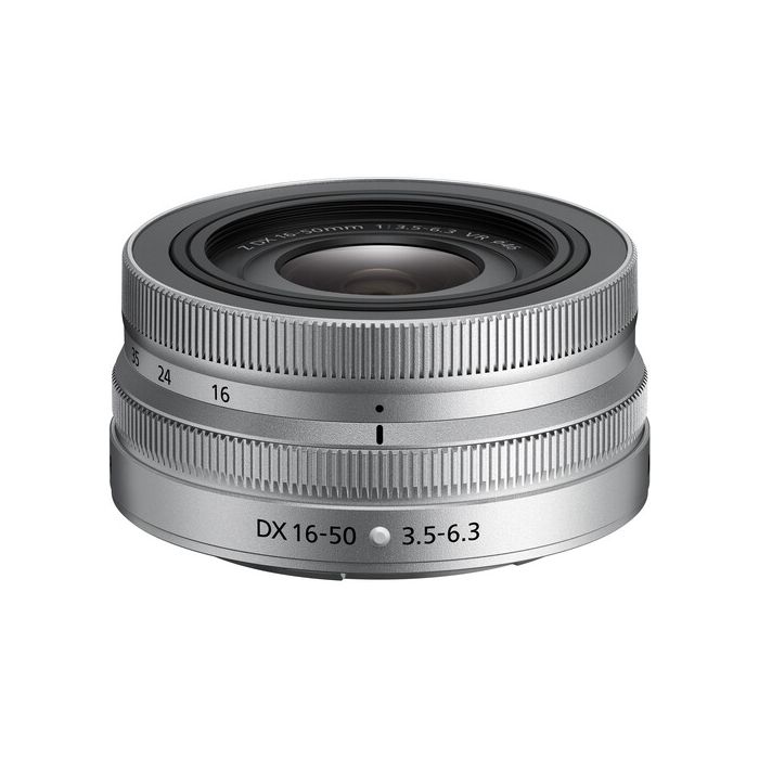 Nikon NIKKOR Z DX 16-50mm f/3.5-6.3 VR Silver Nikon NIKKOR Z DX 16-50mm f/3.5-6.3 VR Silver