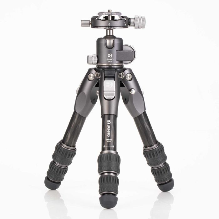 Benro Tortoise 03C with GX25 Ball Head Carbon Fibre 3 Section Photo Tripod Kit Benro Tortoise 03C with GX25 Ball Head Carbon Fibre 3 Section Photo Tripod Kit