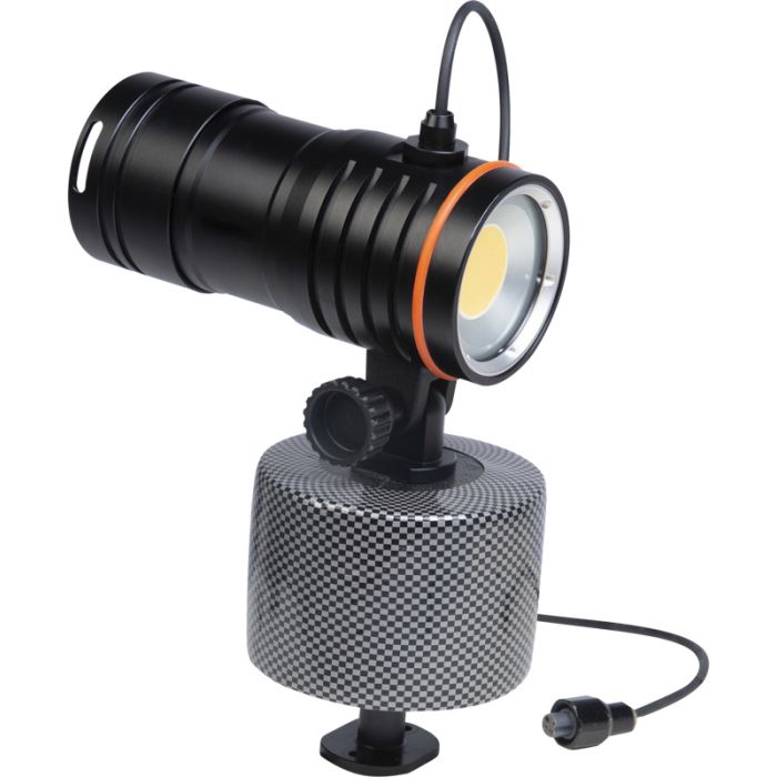 Chasing Floodlight for M2/M2 Pro Chasing Floodlight for M2/M2 Pro