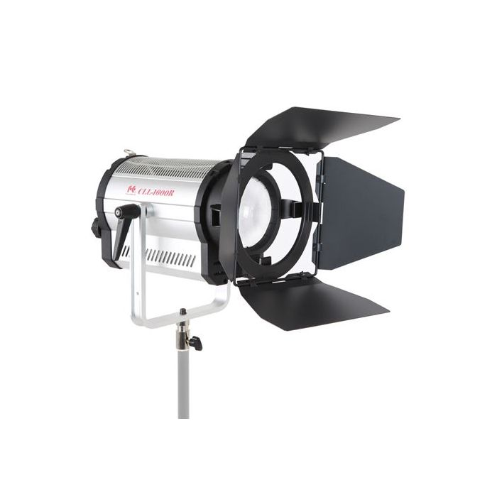Falcon Eyes 3200K LED Spot Lamp Dimmable CLL-1600R on 230V Falcon Eyes 3200K LED Spot Lamp Dimmable CLL-1600R on 230V
