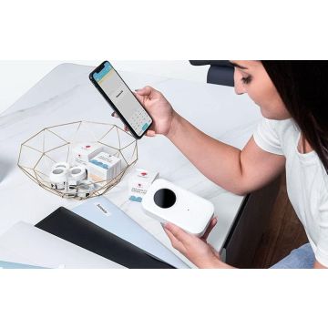 Phomemo D30 portable label printer (black)