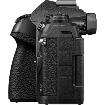 Olympus OM-D E-M1 Mark III + 12-40mm PRO Black