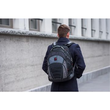 Wenger Synergy 16 inch Laptop Backpack with Tablet Compartment black (600635)