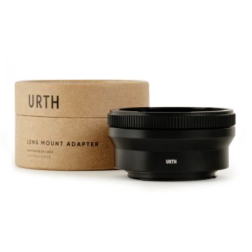 Urth Lens Mount Adapter Compatible with Pentacon Six (P6) Lens to Canon (EF / EF-S) Camera Body